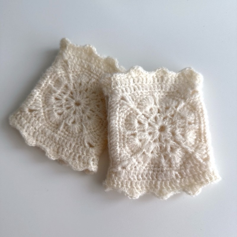 Brushed cashemere wrist warmers