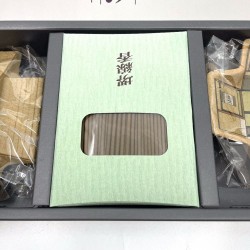 Sakai Gonomi dovanų rinkinys (japoniški smilkalai ir keramikinė smilkalinė)