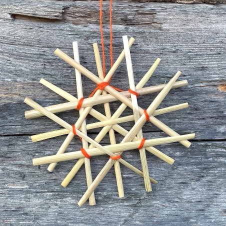 Straw snowflake, diameter 10cm